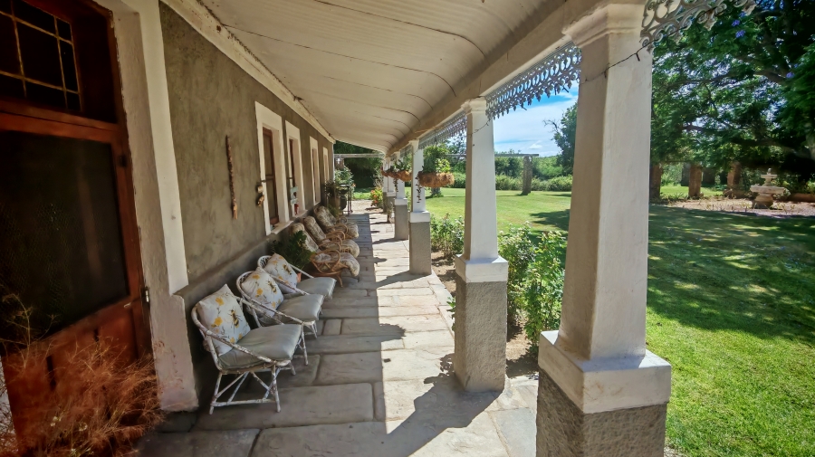 6 Bedroom Property for Sale in Pearston Eastern Cape